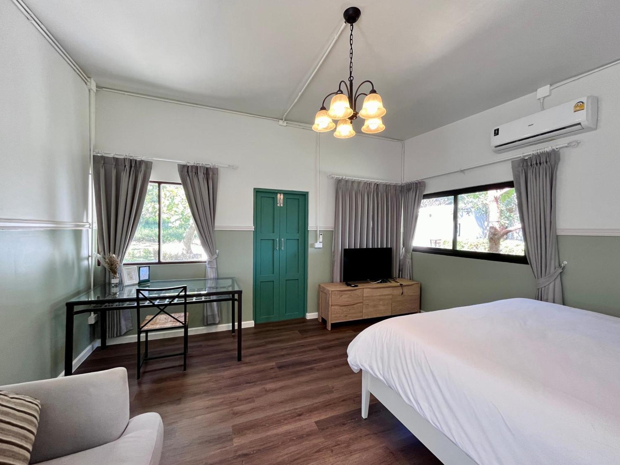 Отель Tubtao Sleepy Hill Pong Talong Номер фото